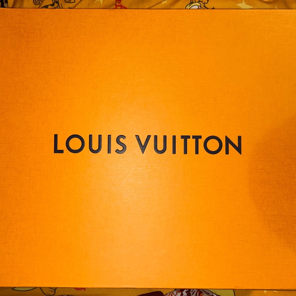 Louis Vuitton Vibrant Orange Box